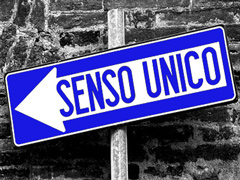 Segnaletica orizzontale e senso unico via Matteotti
